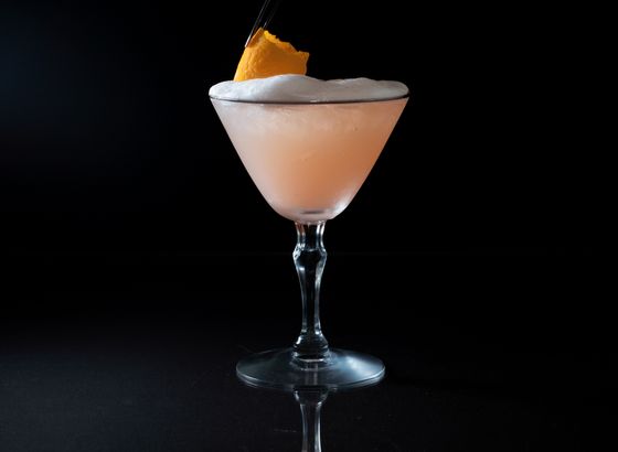 Punch a la Romaine cocktail photo