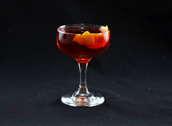 Boulevardier cocktail photo