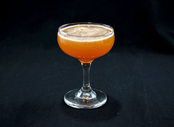 Lion's Tail cocktail photo