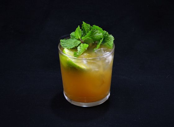 Mai Tai cocktail photo