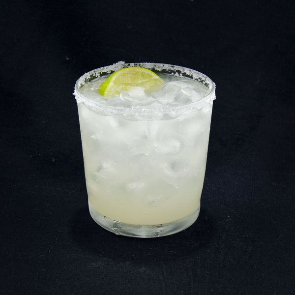 Margarita cocktail photo